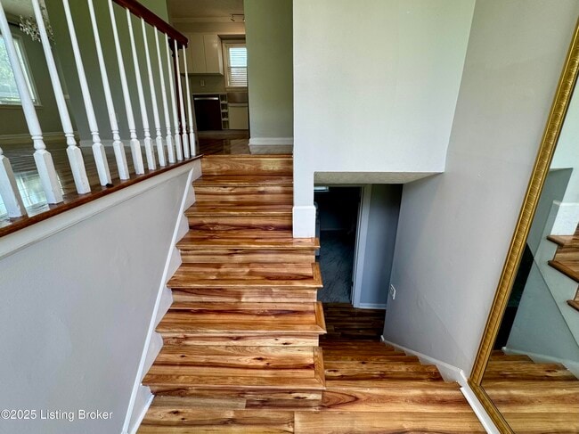 Building Photo - 9218 Axminster Dr