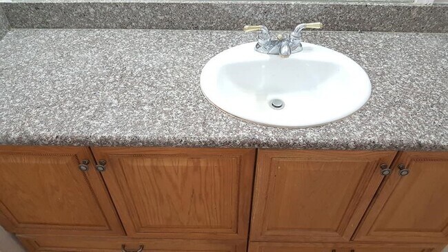 Building Photo - 9809 Richmond Ave.