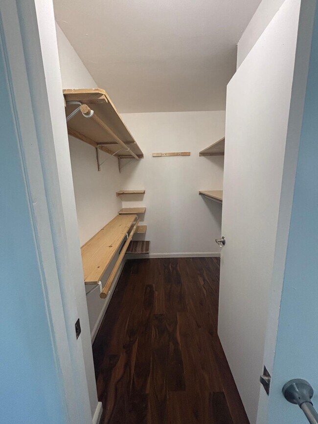 Building Photo - 8000 SW 149th Ave