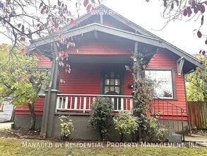 Building Photo - 214 NE Bryant St