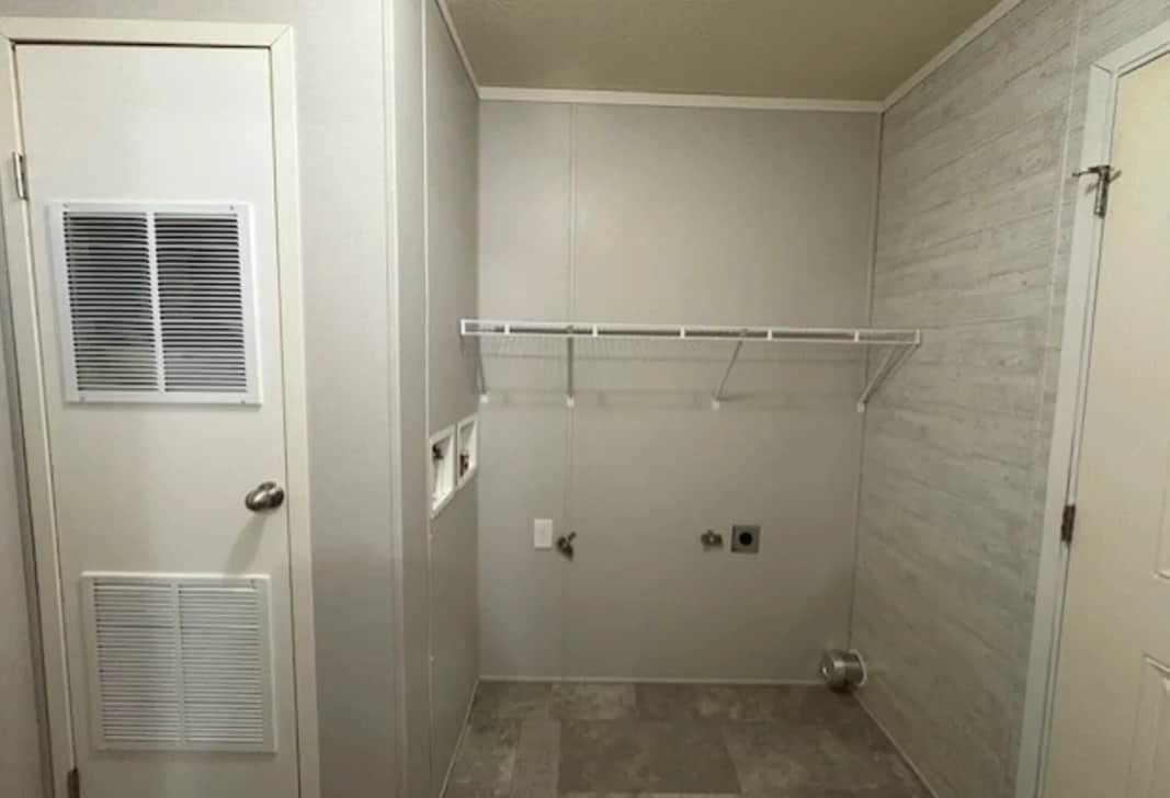 Building Photo - 105 Nicole Ct