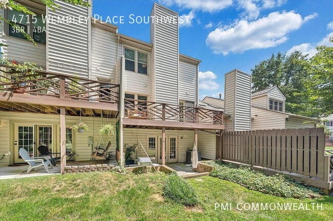 Building Photo - 4715 Wembley Pl SW