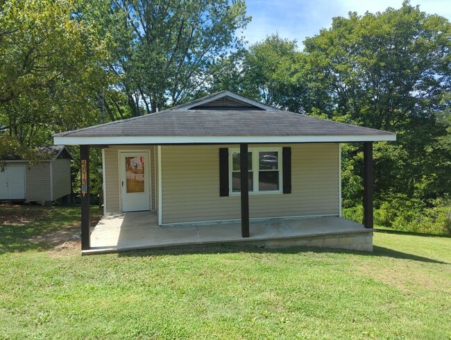 Building Photo - 3-Bedroom House in Ooltewah