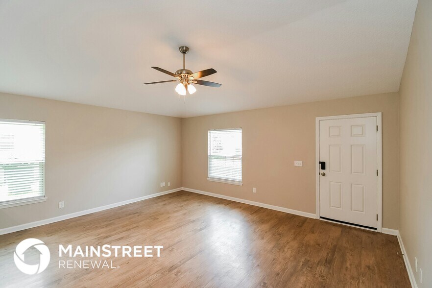 Building Photo - 5609 Village Pond Cir