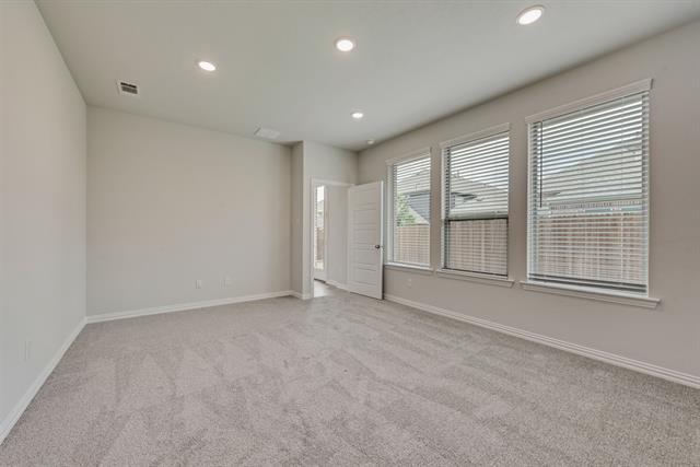 Building Photo - 3404 Riverlawn Dr