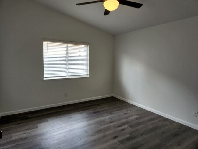 Building Photo - Great 3 Bedroom 2 Bath Home located in Smartsville
