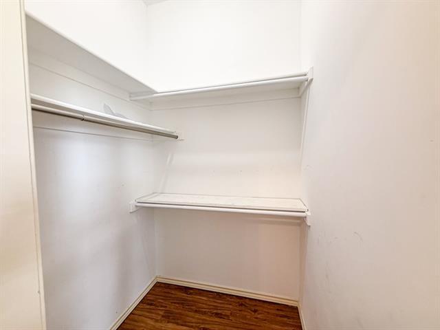 Building Photo - 8902 Bayshore Ln