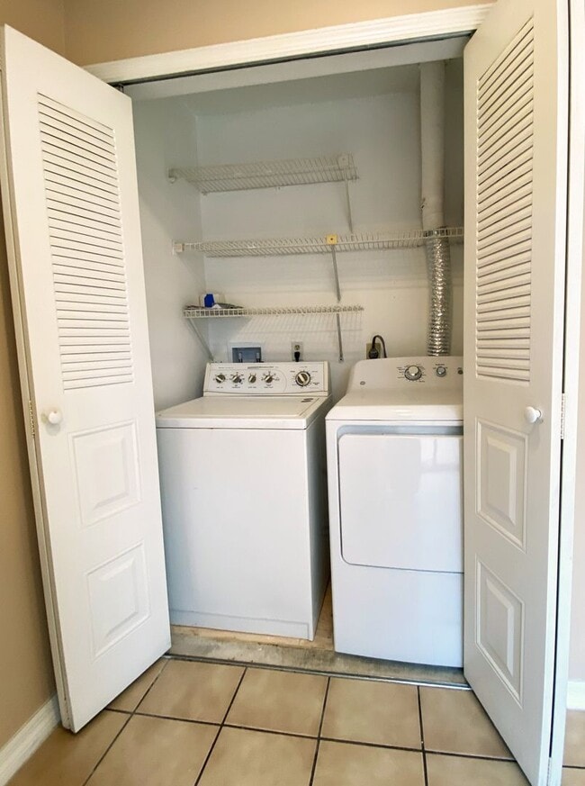 Building Photo - Modern Comfort Meets Convenience: Your 2-B...