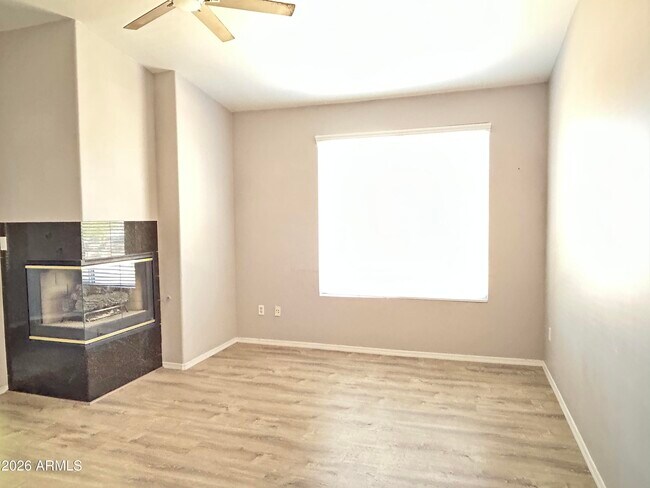 Building Photo - 2929 W Yorkshire Dr