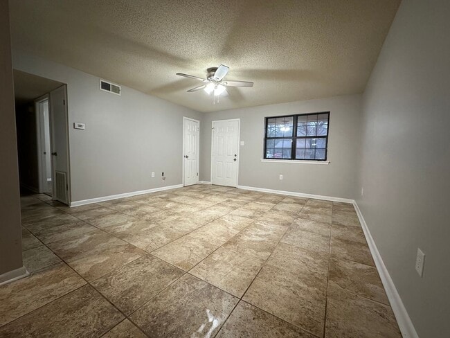 Building Photo - Wonderful 3 Bed/1 Bath in Searcy