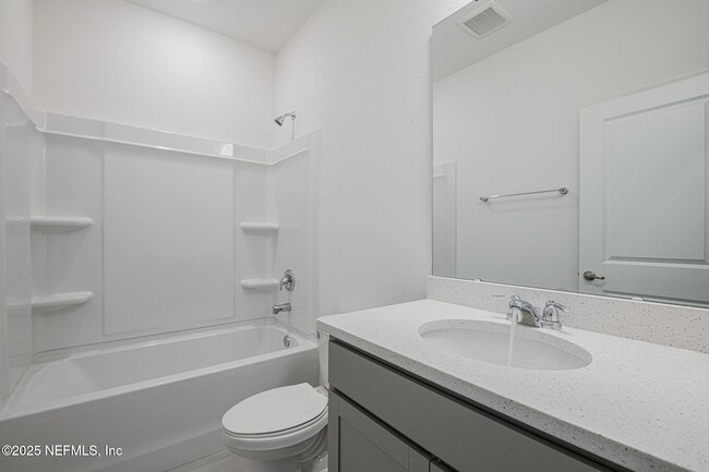 Building Photo - 259 Brandon Lks Dr