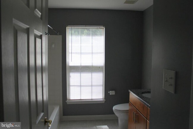 Building Photo - 12506 Seurat Ln