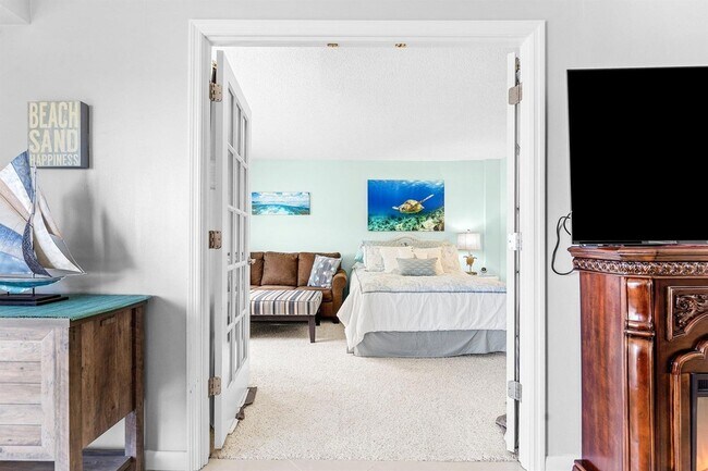 Building Photo - 3215 S Ocean Blvd