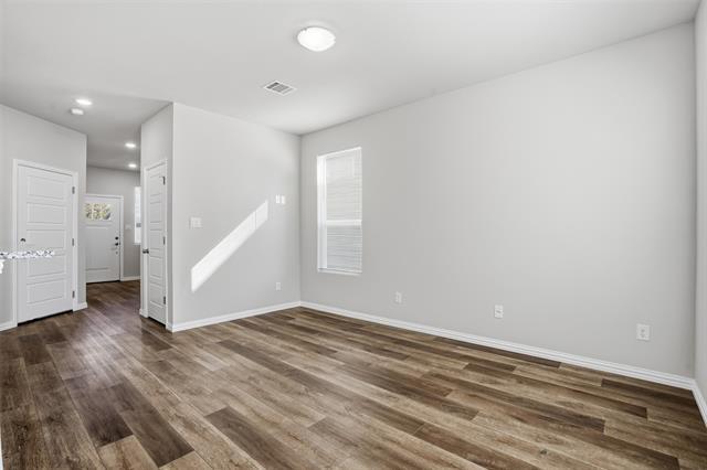 Building Photo - 303 Eastland St