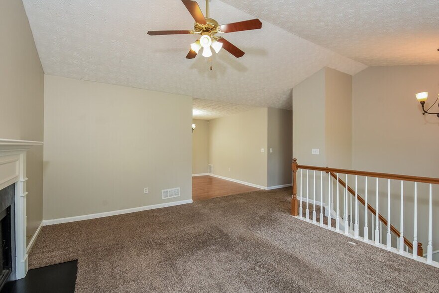 Building Photo - 1119 Tasos Way