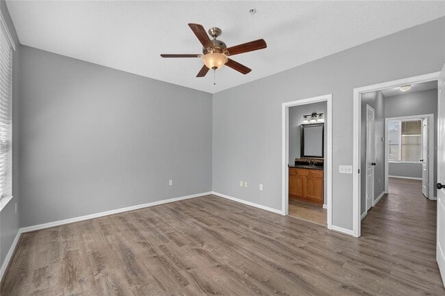 Building Photo - 3186 Bayshore Oaks Dr