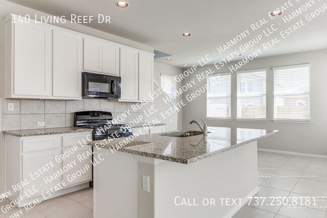 Building Photo - 140 Living Reef Dr
