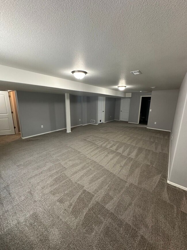 Building Photo - Beautiful 4bdrm Home In Severance