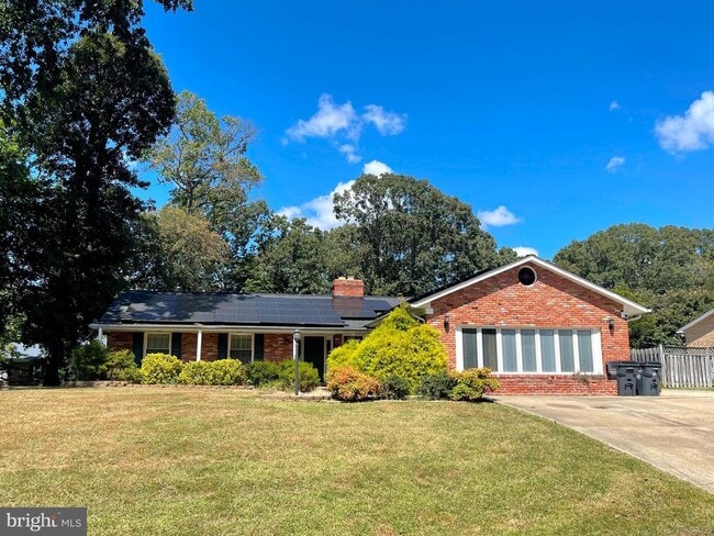Building Photo - 11717 Rivershore Dr