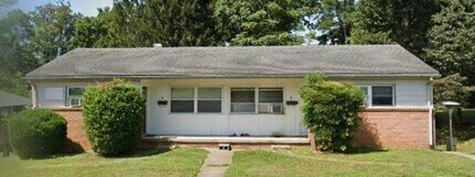 Building Photo - 107 Piedmont Ave N