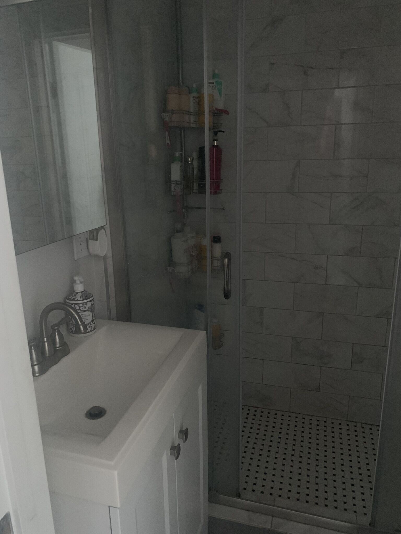 Building Photo - 52 Clearway St