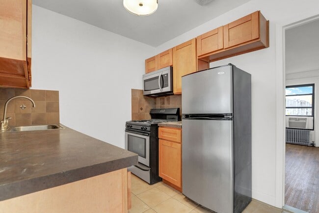 Building Photo - 112 Brooklyn Ave