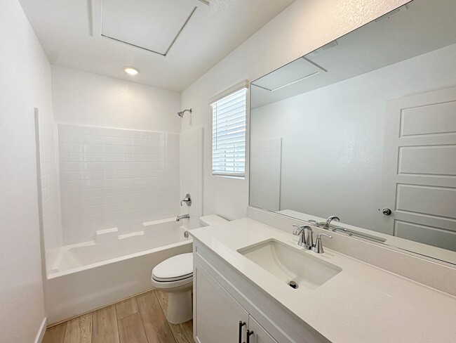 Building Photo - 1 WEEK FREE RENT! BRAND NEW BUILD! 2 BEDROOM TOWNHOME!