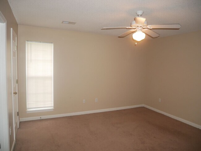 Building Photo - 7747 Mary Payton Dr