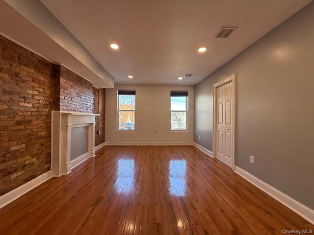 Building Photo - 1 S Hamilton St