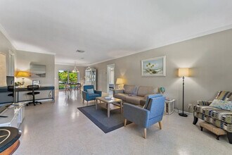 Building Photo - 3036 Park Ave