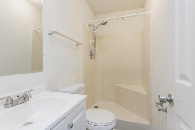 Building Photo - 3104 Kinwood Dr