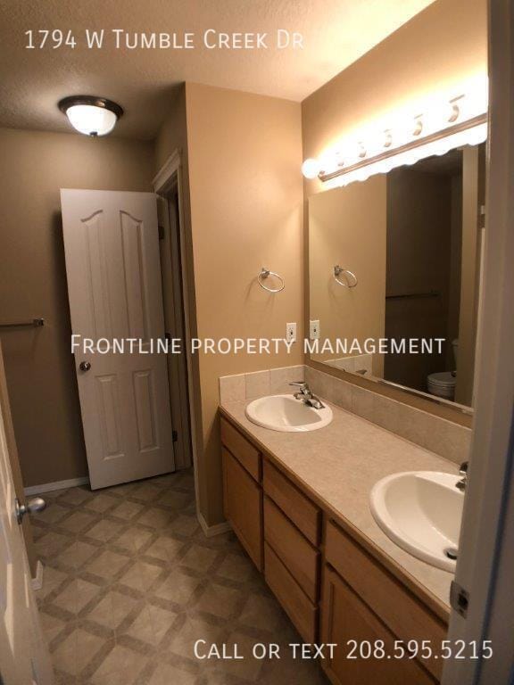 Building Photo - 1794 W Tumble Creek Dr