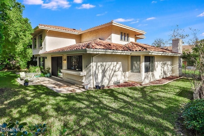 Building Photo - 4082 Avenida Verano