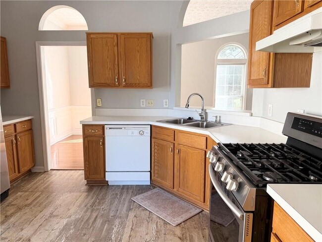 Building Photo - 2830 White Blossom Ln