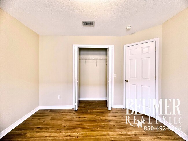 Building Photo - NEW LUXURY VINYL PLANK FLOORING AND PAINT ...