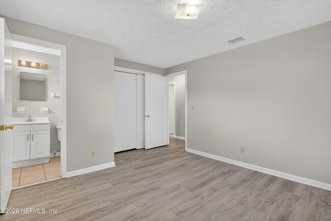 Building Photo - 4257 Packard Dr