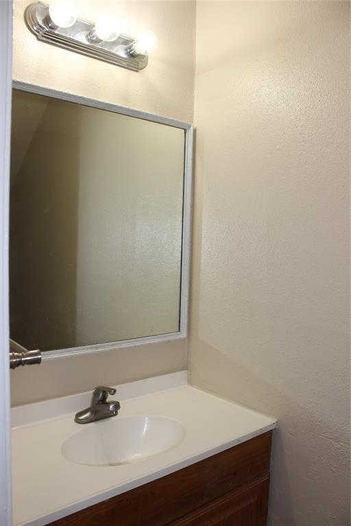 Building Photo - 210 G W St