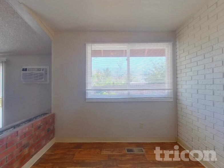 Building Photo - 3670 Renee Way