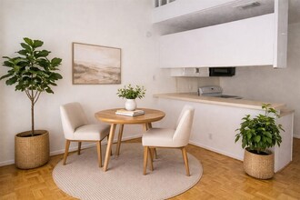 Building Photo - 2815 Rio Grande St