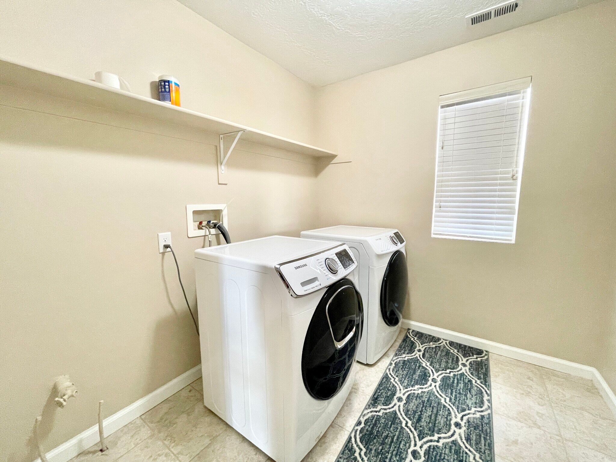 Building Photo - 3859 W Young Lucerne Cir
