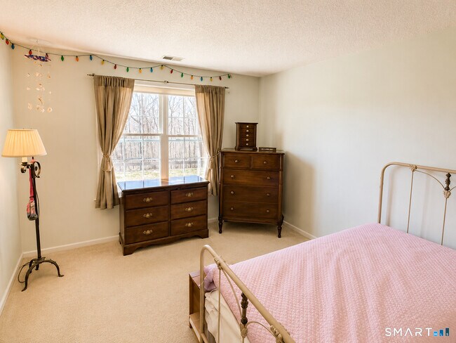 Building Photo - 143 Spyglass Ct