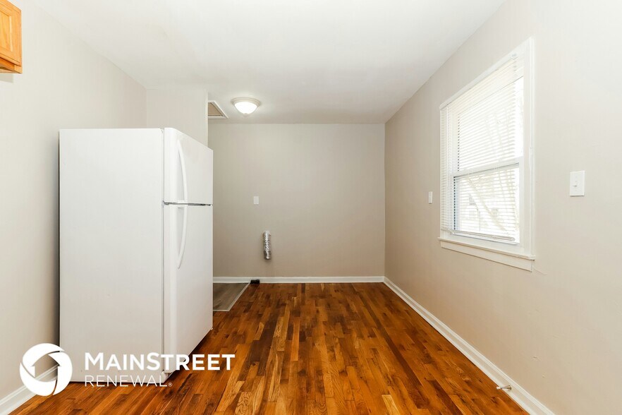 Building Photo - 3752 Penway Ave