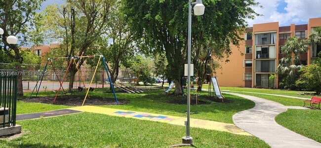 Building Photo - 9440 W Flagler St