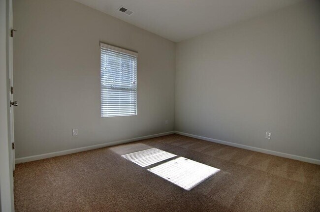 Building Photo - 2596 Sori Dr