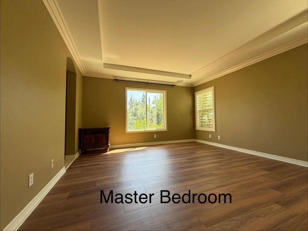 Building Photo - 16333 Fox Hollow Way