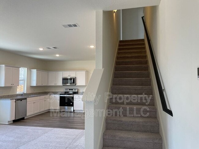 Building Photo - 1911 Chapel Hl Rd