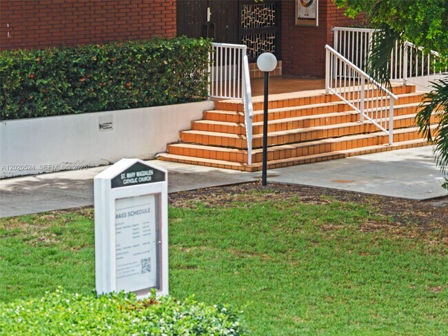 Building Photo - 200 178th Dr