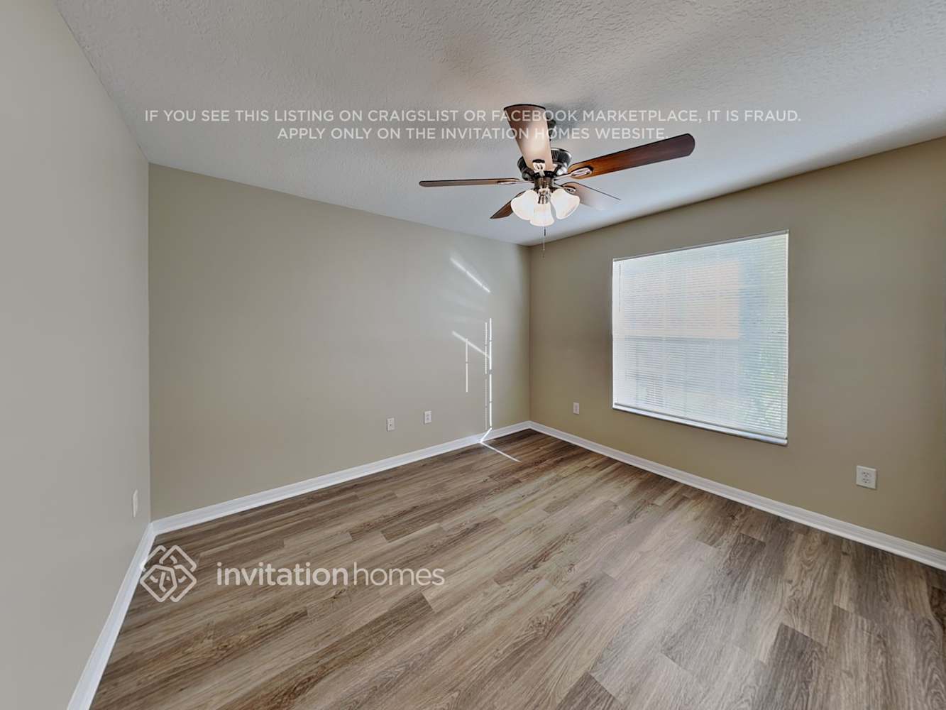 Building Photo - 8112 Alamosa Wood Ave