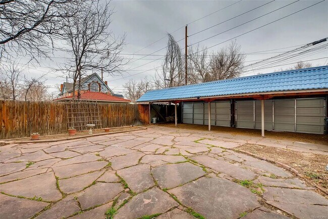 Building Photo - 156 S Lincoln St