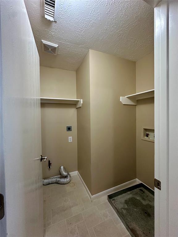 Building Photo - 16402 Tudor Point Ct